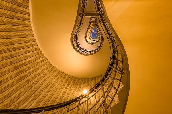 Jaynes Gallery 아티스트의 Europe-Czech Republic-Prague-Spiral staircase in House of the Black Madonna작품입니다.